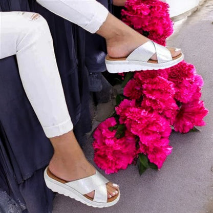 Aurelia | Comfortable Women's Flip Flops for Everyday Wear